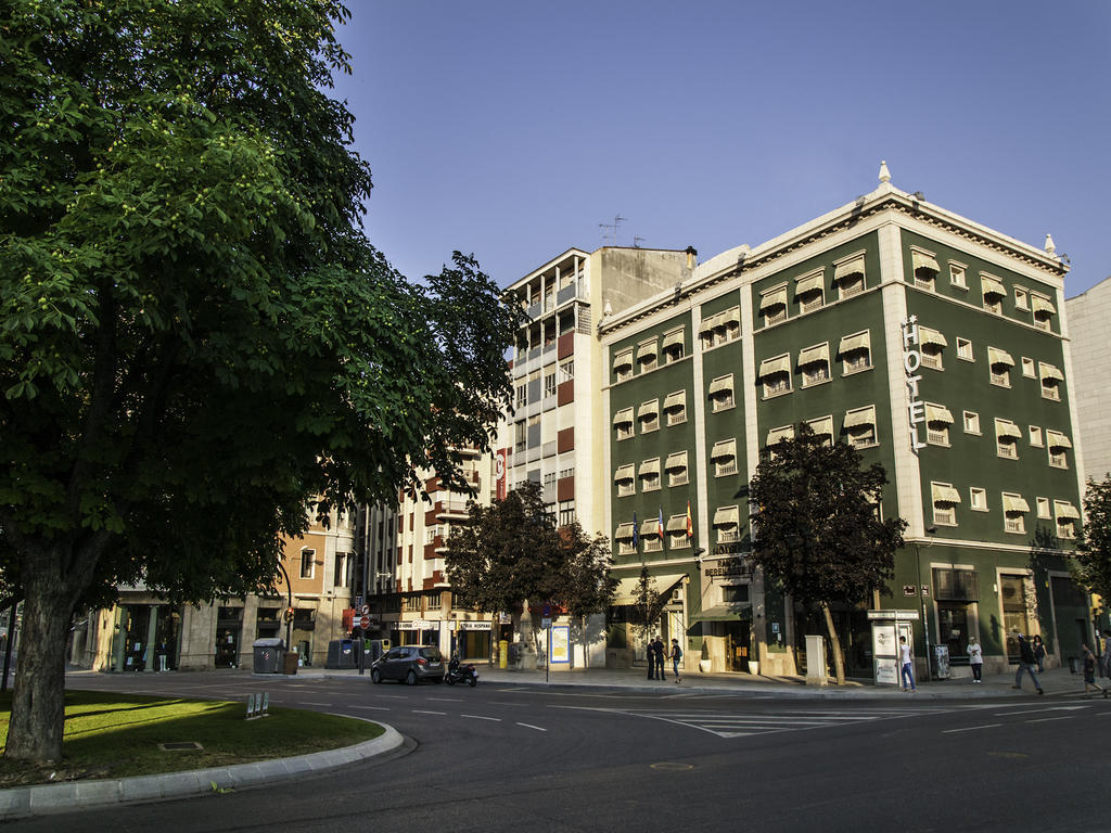 Ramon Berenguer IV Hotel Lleida Exterior photo